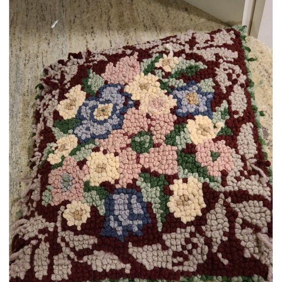 Vintage Wool Hook Handmade Floral Victorian Pillow 17x15" Red Pink Blue Green - Picture 8 of 12